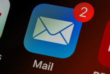 A screenshot of a phone screen showing the Mail app icon.